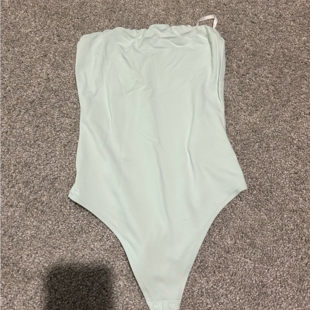 Aritzia bodysuit